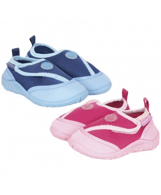 Zapatillas de niños especiales para piscinas